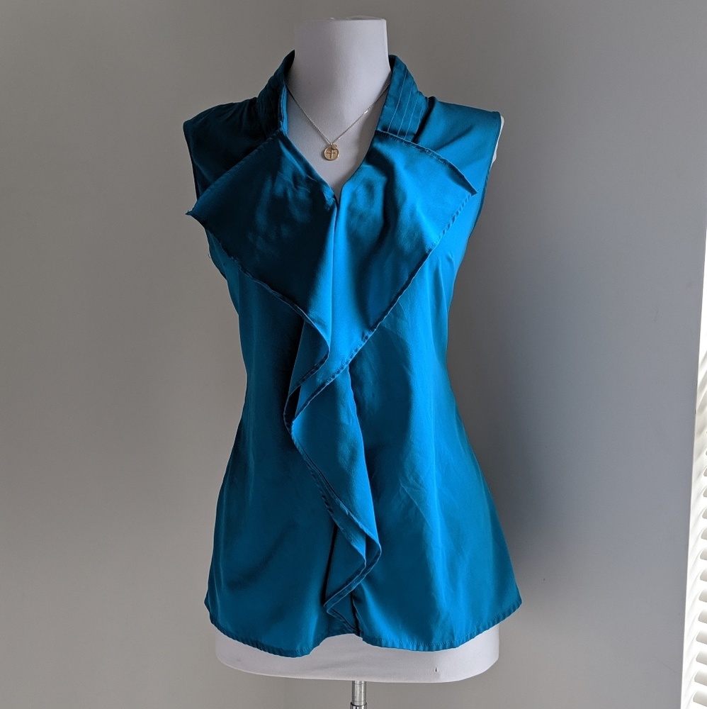 Banana Republic Ruffle Top - Picture 2 of 3